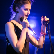 20120804-212132